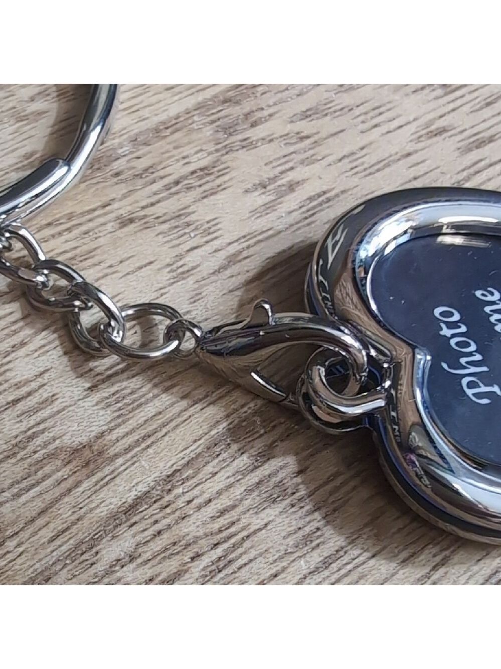Keychain Photo Frame Heart Charm - Picture 3 of 5